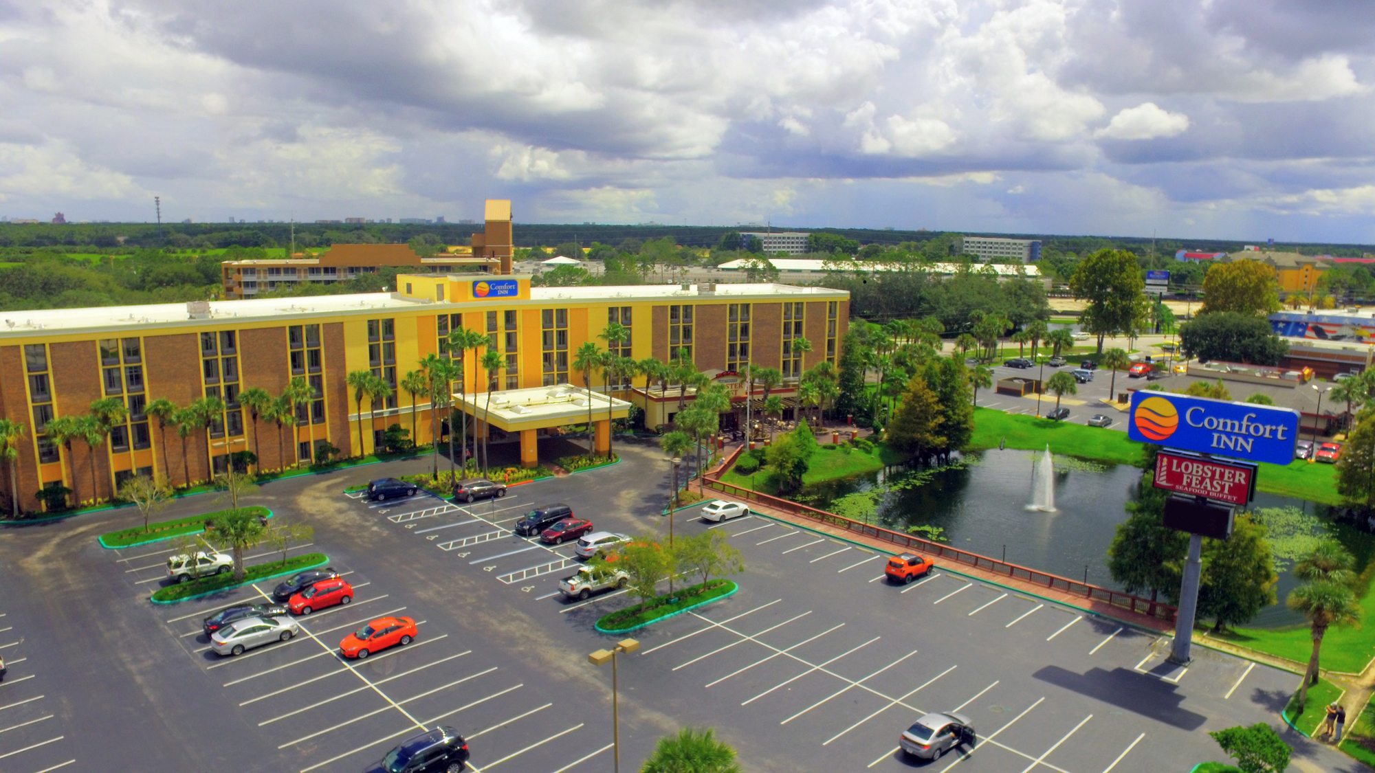 Comfort, Affordability and Style are Yours just Outside Disney’s Door at the Comfort Inn Maingate!