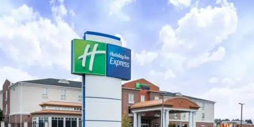 Holiday Inn Express & Suites Bremen entrance