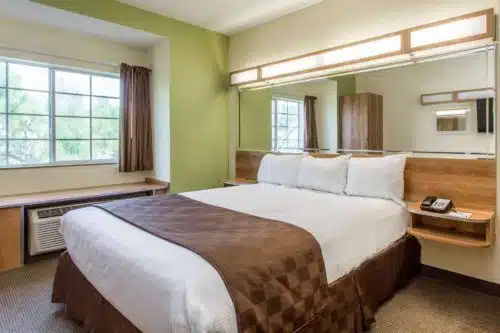 Quality Inn Lehigh Acres hotel king room