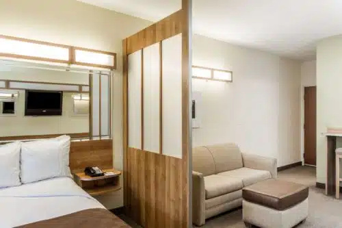 Quality Inn Lehigh Acres hotel rooms