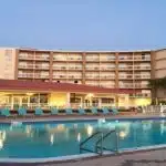 Holiday Inn & Suites Daytona Beach on the Ocean garners IHG 5 OF 5 Winning Metrics Award 2019