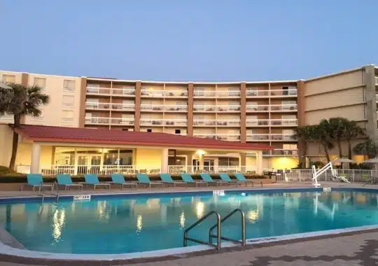 Holiday Inn & Suites Daytona Beach on the Ocean garners IHG 5 OF 5 Winning Metrics Award 2019