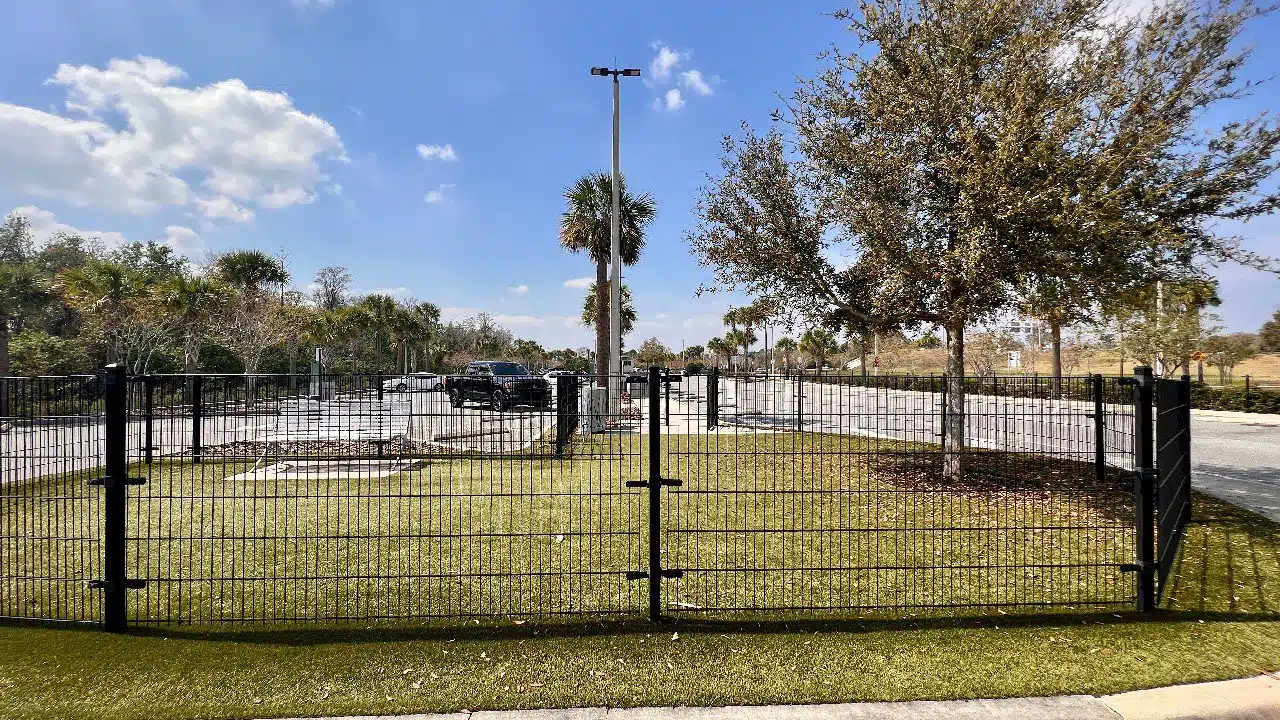 Parking For Orlando Airport dog walking area