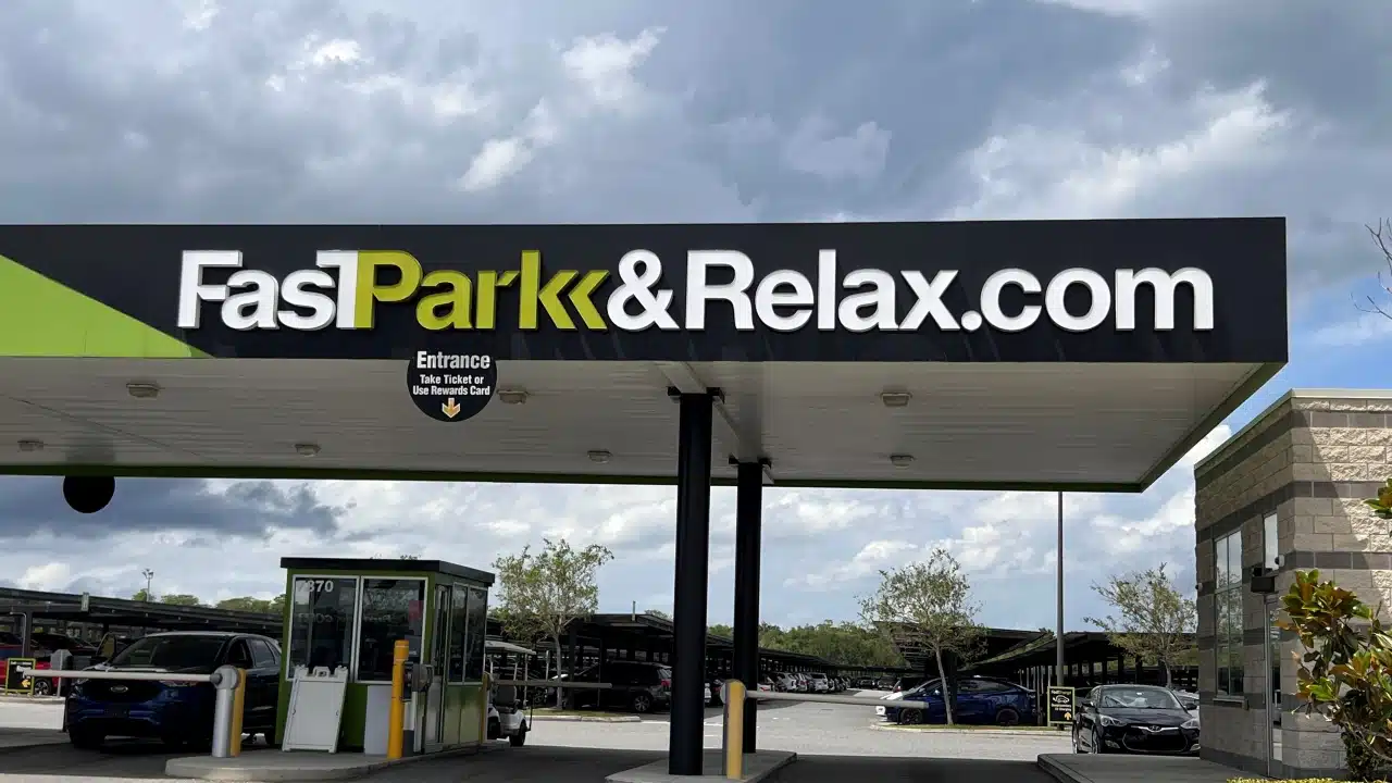 Fast Park & Relax at Orlando Airport