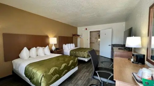 Quality Inn Saint Petersburg North-Tampa Bay room with two beds