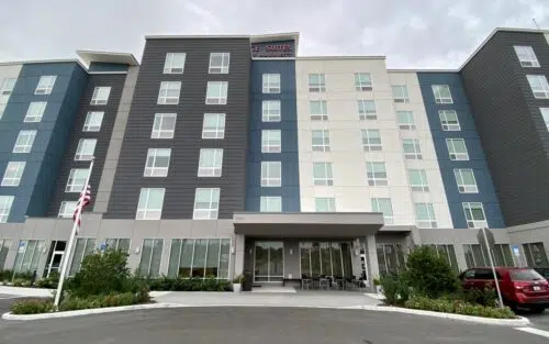 Hotel Near Orlando Airport With Free Shuttle