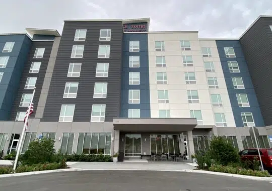 Hotel Near Orlando Airport With Free Shuttle