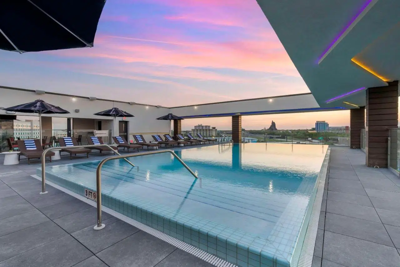 Rooftop Pool Hotel Orlando
