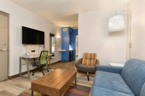 Holiday Inn Express and Suites Orlando South Lake Buena Vista Suite