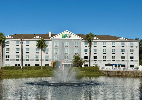 Holiday Inn Express Near Disney World in Orlando